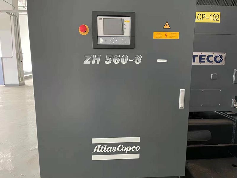 安装未用阿特拉斯zh560-8离心空压机3