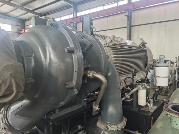 17年阿特拉斯ZH800+ 180立方5公斤压力离心空压机